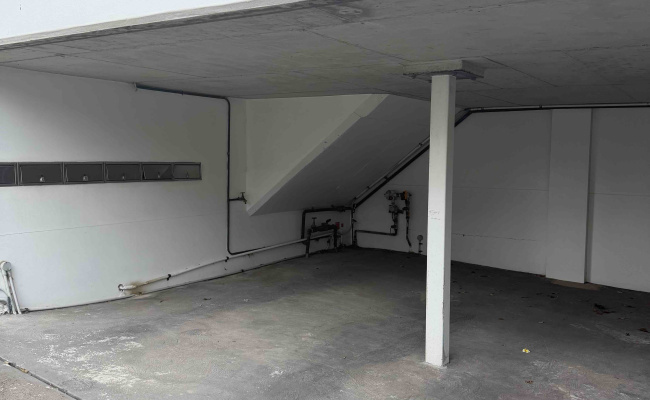 Secure Car Space - Fletcher St Bondi - Walk to Beach