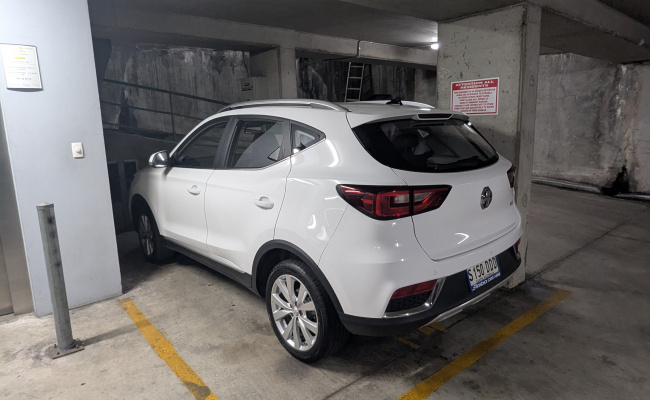Great Parking Space near CBD & Central Station