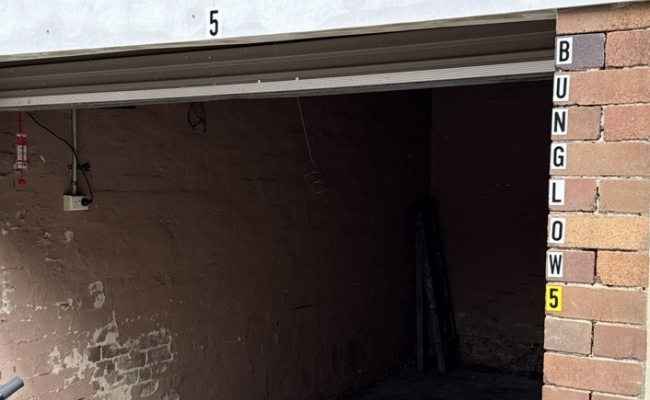Great location near Bondi Beach!