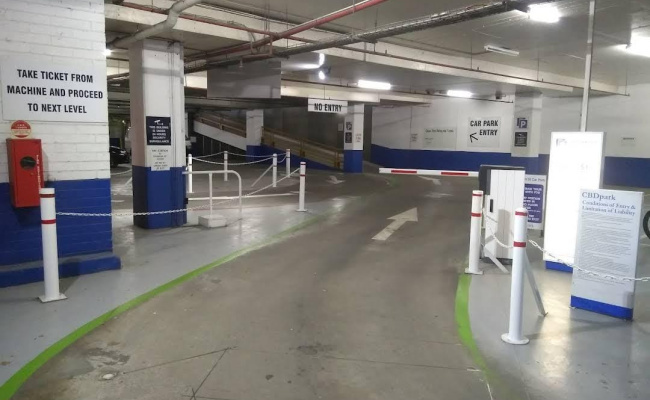 Car Park at Bay 734