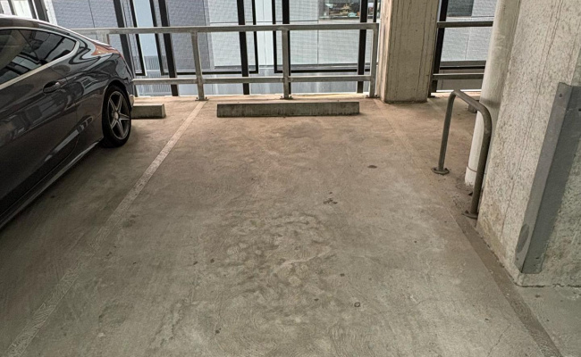 Spacious parking lot at Franklin Lofts in the middle of RMIT campus