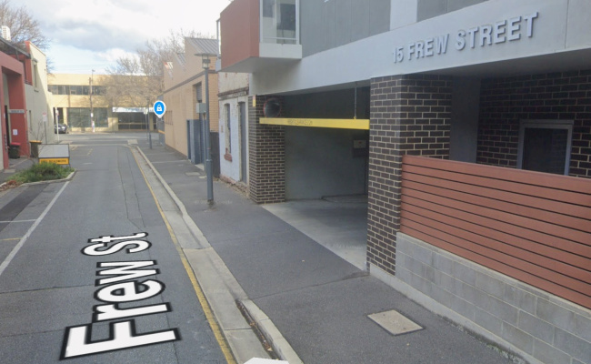 Convenient CBD location close to Central Market and Chinatown