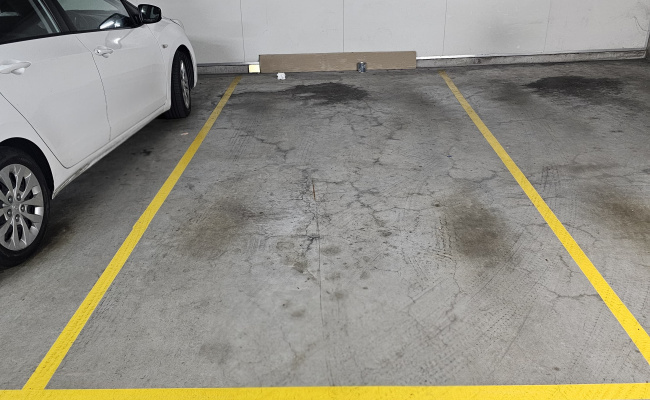 Secure Car Space for Rent Zetland (Near East Village)