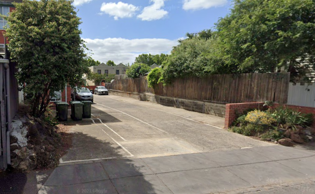 Outdoor Parking - Easy Inner City Collingwood Spot