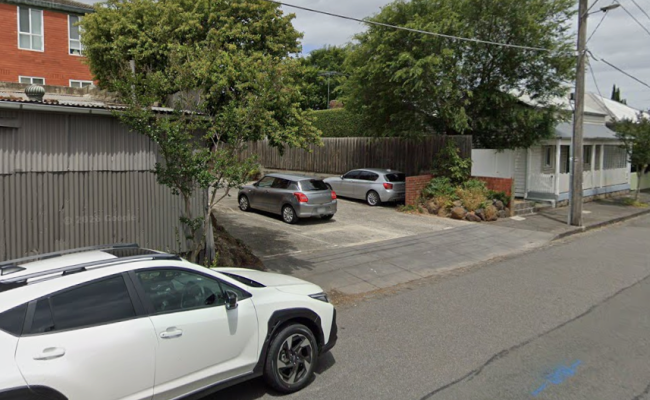 Outdoor Parking - Easy Inner City Collingwood Spot