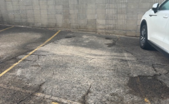 Easy Access Parking on Glendale Ave, Narwee – Close to Station