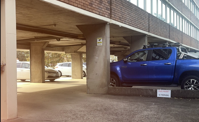 Prime Paddington Parking w/ CCTV