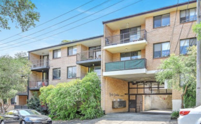 Great Garage 5mins To Surry Hills Tram and 10mins Central Station