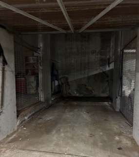 Great Garage 5mins To Surry Hills Tram and 10mins Central Station