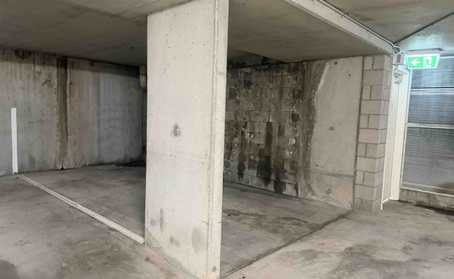 Lock up garage parking on Goodwin Terrace in Burleigh Heads
