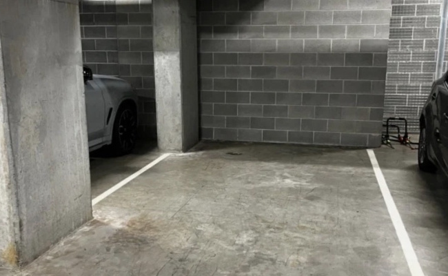 Indoor parking near CBD
