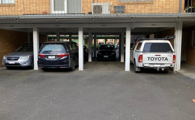 North Melbourne - Great Undercover Parking Near Hospital, Uni & CBD #3