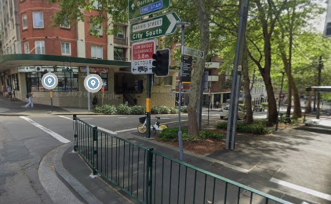 Great Parking Near CBD, 5 Mins Walk To Darling Harbour, 15 Mins Walk To Town Hall