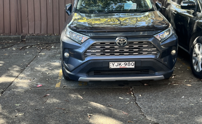 Westmead - Outside Reserve Parking Near Hospital & Train Station