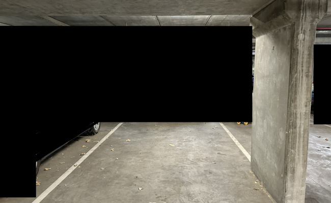 Secure car space 5 minute walk from Westgarth train