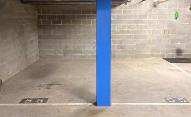 Secure Remote-Access Parking Available! Central Chapel/High Street Parking - Spot #2