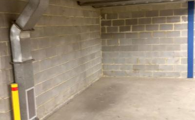 Secure Remote-Access Parking Available! Central Chapel/High Street Parking - Spot #2