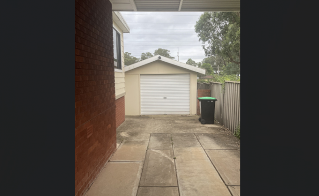 Penrith - Large Garage for Storage/Parking or Even to Hide Your Car Project from the Wife