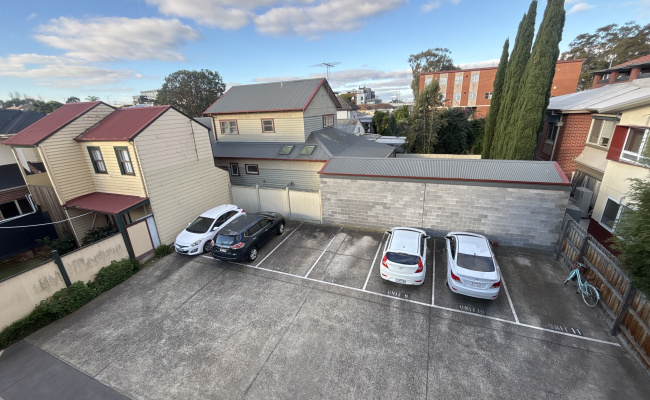 Convenient Outdoor Parking Close to Transport