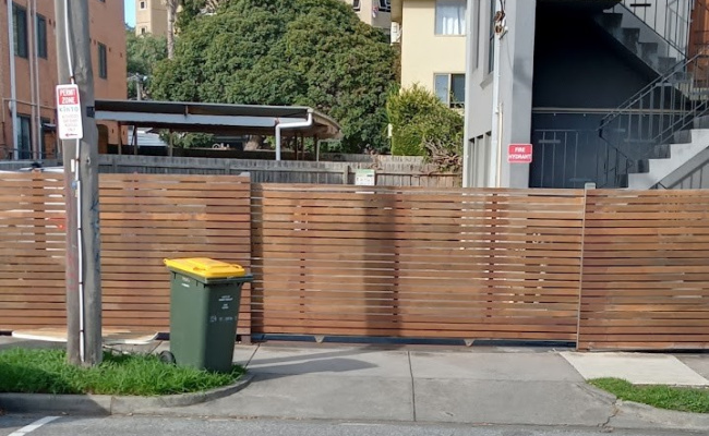 St Kilda - Convenient & Secure Parking Near Aldi