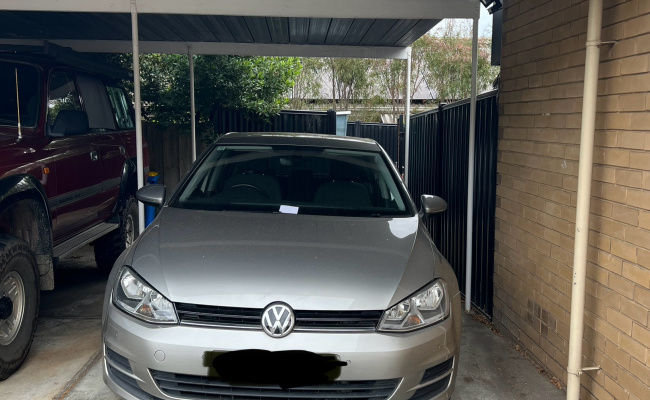 Carport parking on Iris Road in Glen Iris Victoria