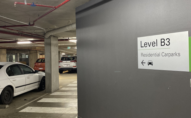 Spring Hill - Secure Undercover Parking Near CBD