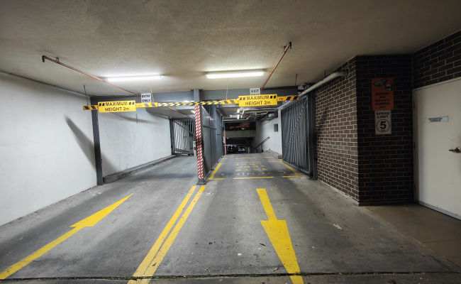 Mascot secure underground parking near train st. And bus stop