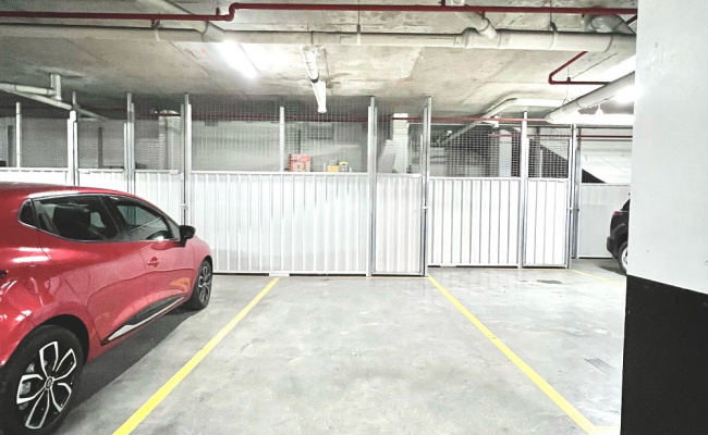 Great Parking Space near CBD