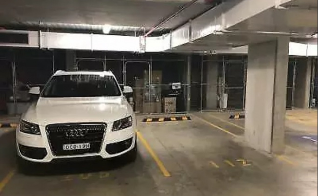 Indoor lot parking on Jones Street in Ultimo