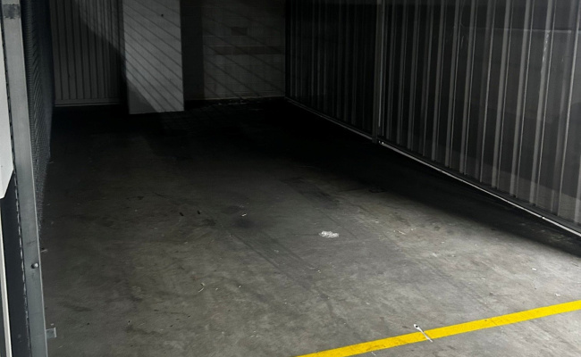 Parking 2 mins next to the Chatswood Station