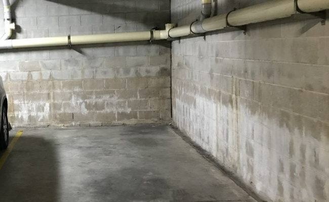 Underground Parking - Waterloo, Buzzer Access, Morehead St