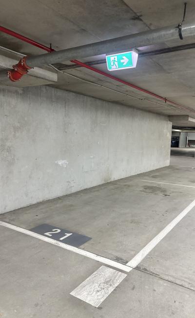 SECURE UNDERCOVER CAR PARK FOR RENT WEST MELBOURNE CBD