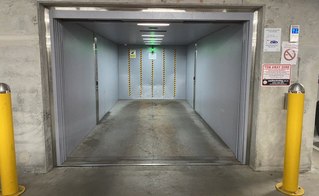 Secure CBD parking near Vic Market & Melb Uni