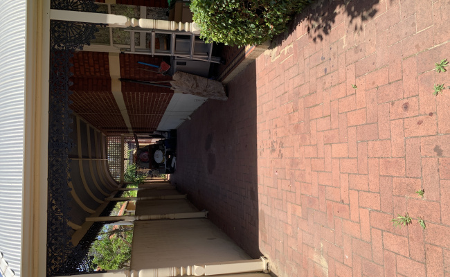 Close parking to bus train station and the city