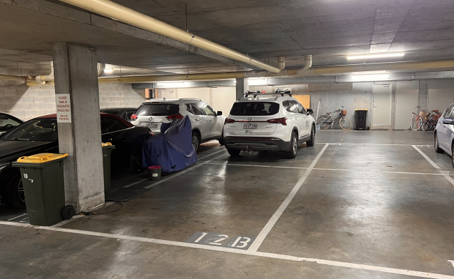 Ideal indoor parking spot, located right on Lygon Street, 15 min walk to CBD