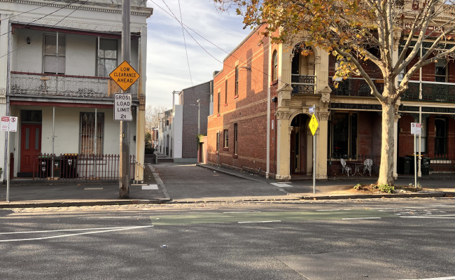Ideal indoor parking spot, located right on Lygon Street, 15 min walk to CBD