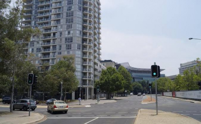 Very secure Indoor Parking close to Civic Centre