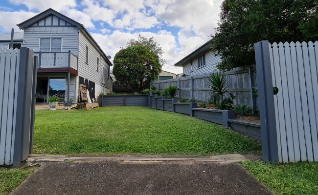 Secure Outdoor Lot Storage in Murarrie