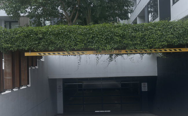 Carspot undercover Hamiltom