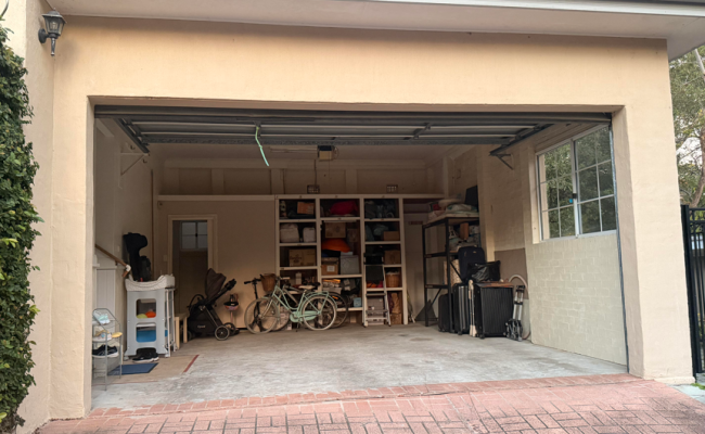 Excellent Storage and Garage in Beecroft
