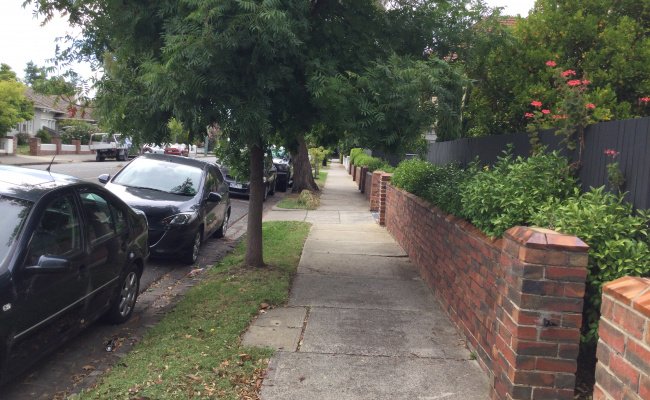 Located within a 2-3 minute walk to the Sandringham Line, Tram 67 and 623 Bus and Ripponlea Village.