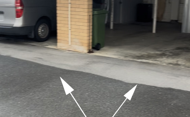 Great parking space walking distance to the beach.