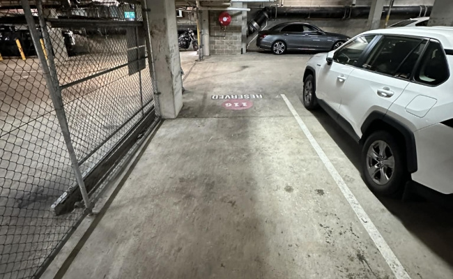 Secure parking- Westend Central #2