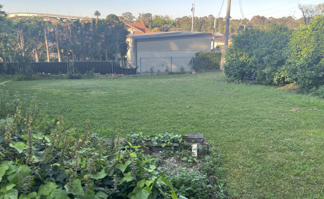 Hunters Hill cnr Herbeton & Moorefield Ave