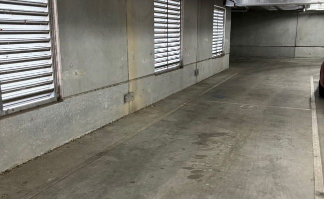 Secure CAR/SUV at Queanbeyan CBD