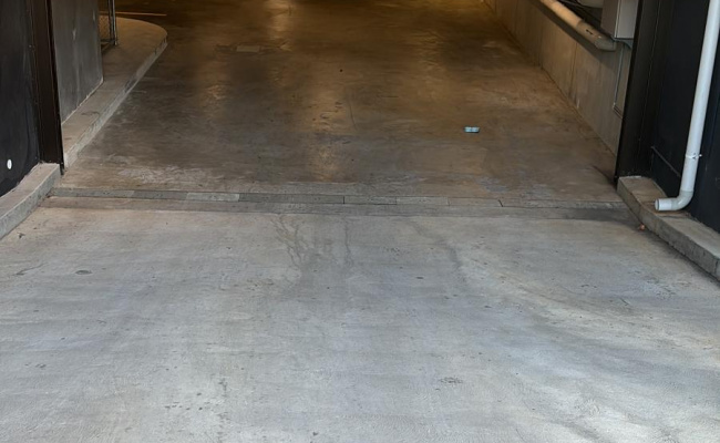 Indoor lot parking on Nepean Highway in Highett Victoria