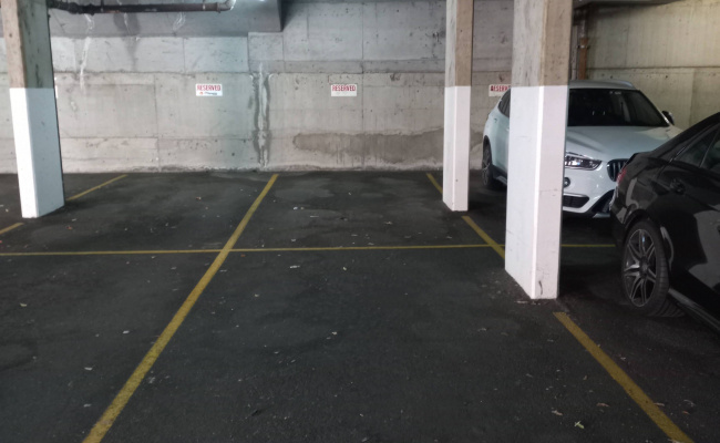 Chatswood - Undercover parking close to station & shopping