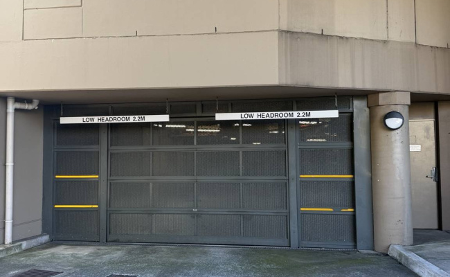 Secure Indoor Parking, Edgecliff Station 2 min Walk