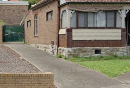 Driveway parking on Nicholson Street in Wollstonecraft New South Wales