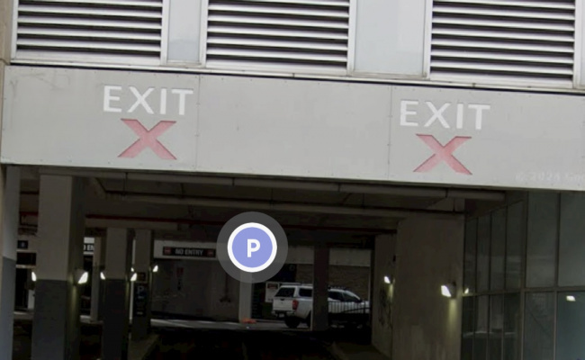 CBD parking close to RAH
